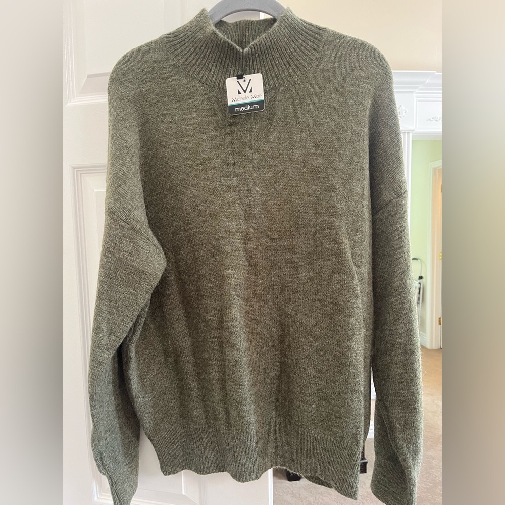 Michelle Mae Green Crewneck Sweater Soft Knit
